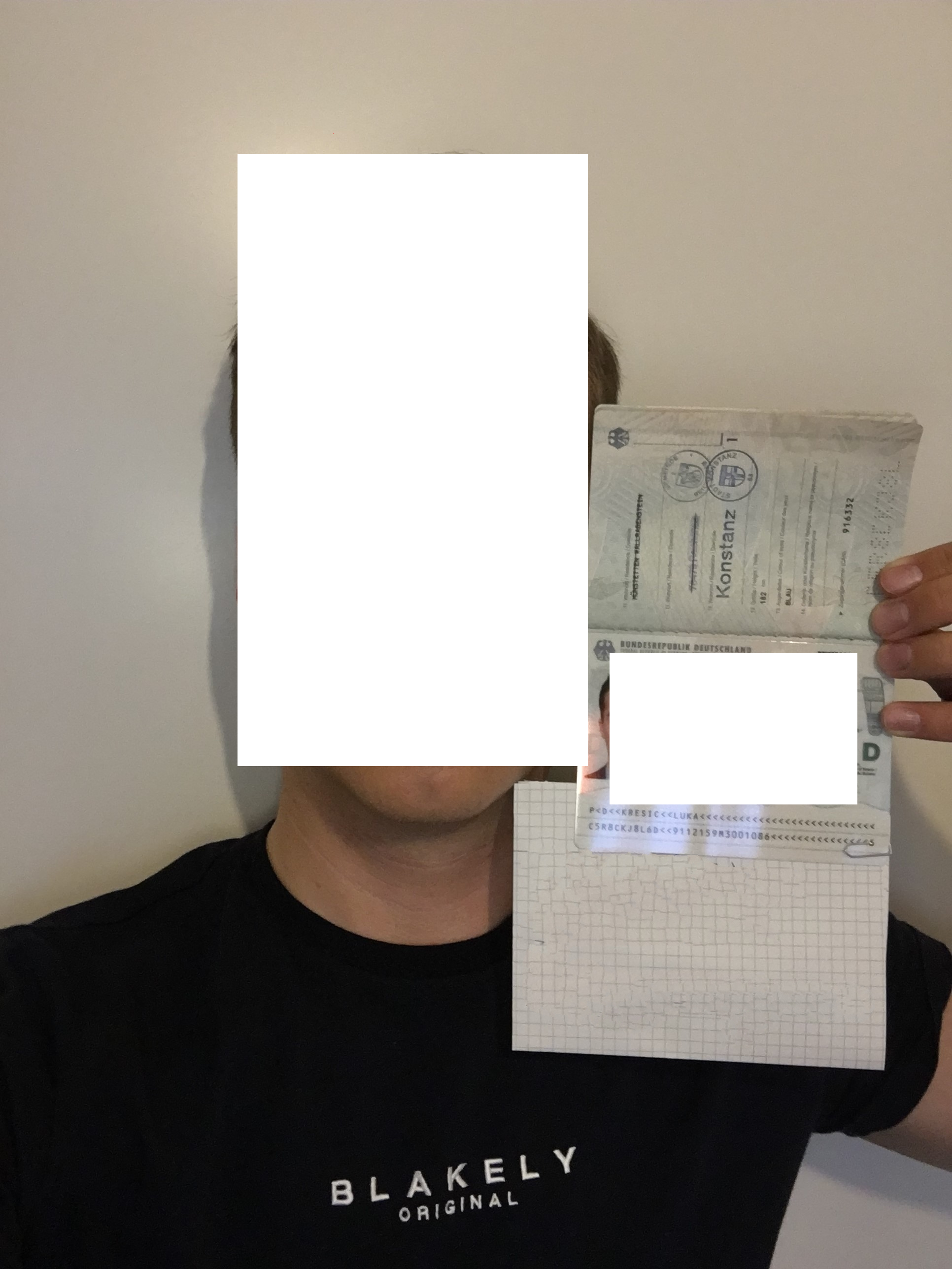 找一个PS高手哈,注册域名太麻烦了